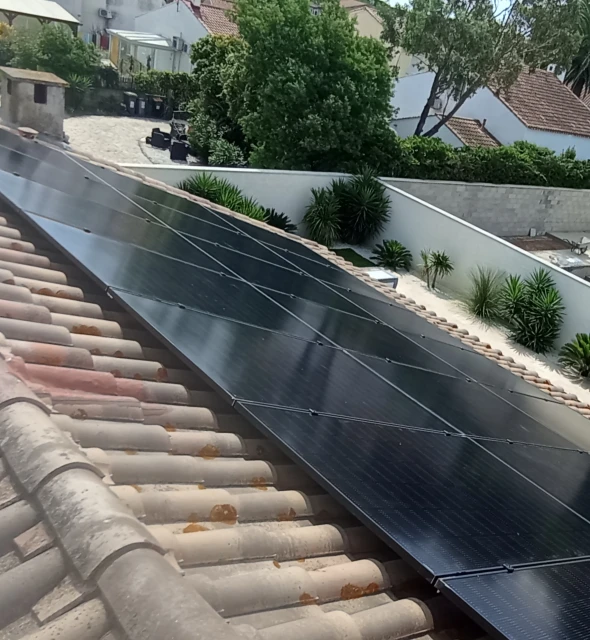 installation panneaux solaires serignan