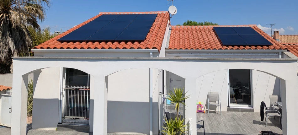 panneaux solaires aiko